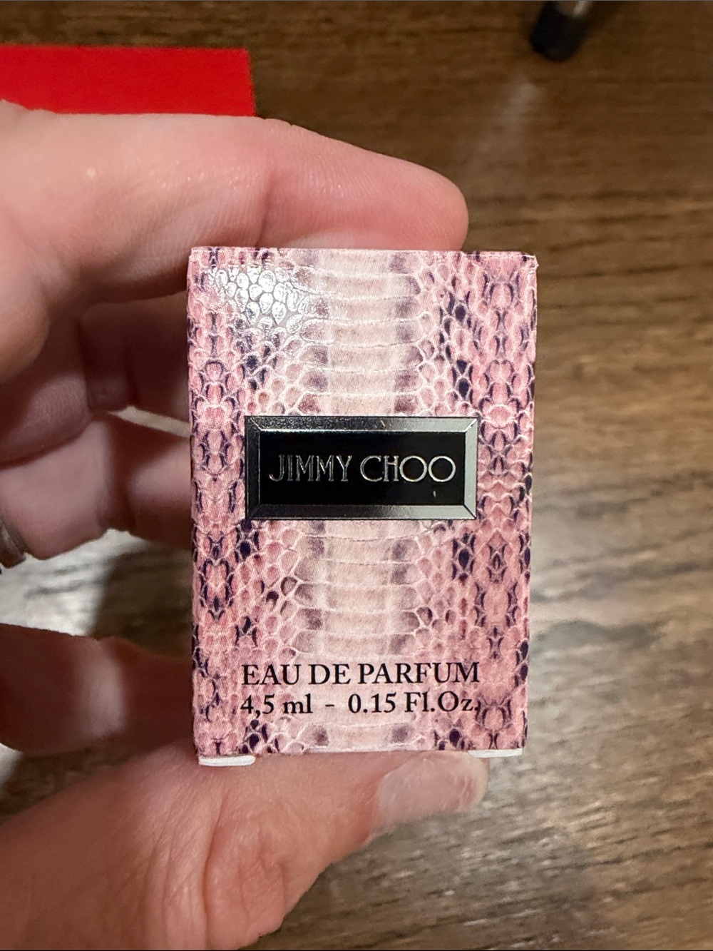 Jimmy Choo travel - Picture 2 of 5